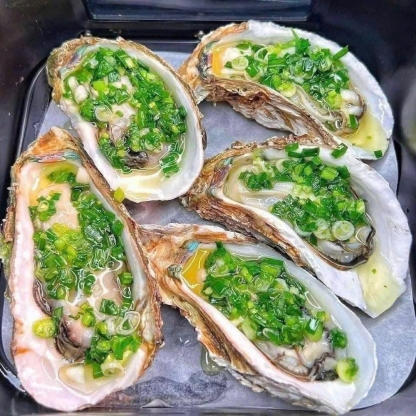 Món ăn từ hải sản Xuyên mộc Huy Đen