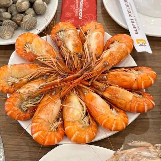 Tôm sú sống